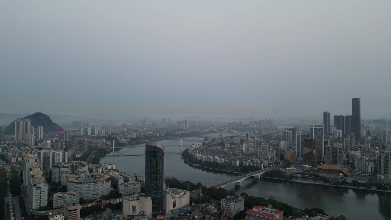 广西柳州城市清晨航拍 