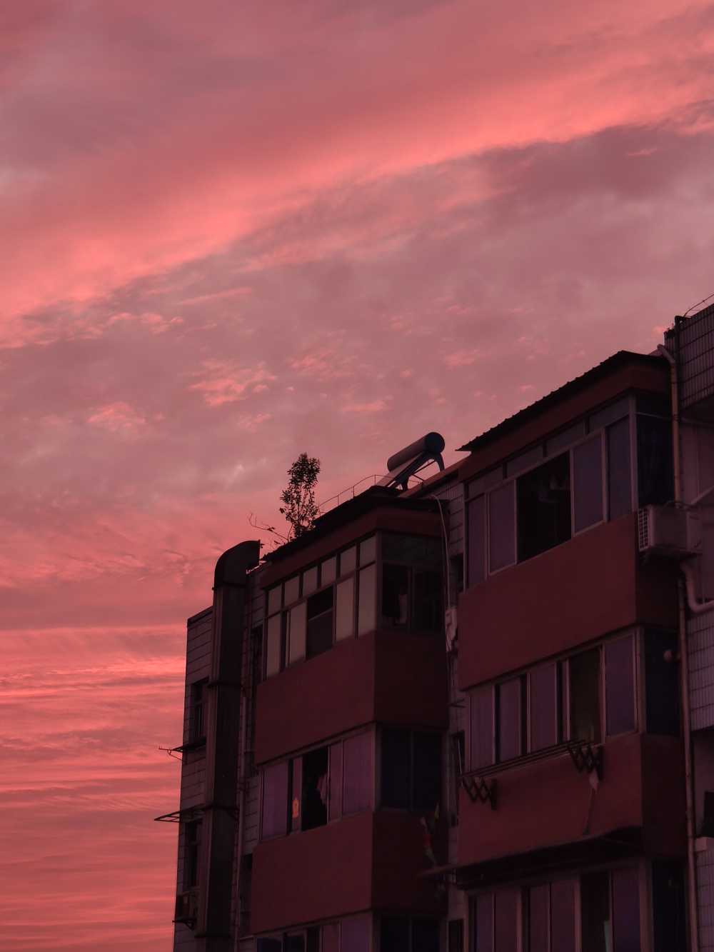 不妨横过来看夕阳