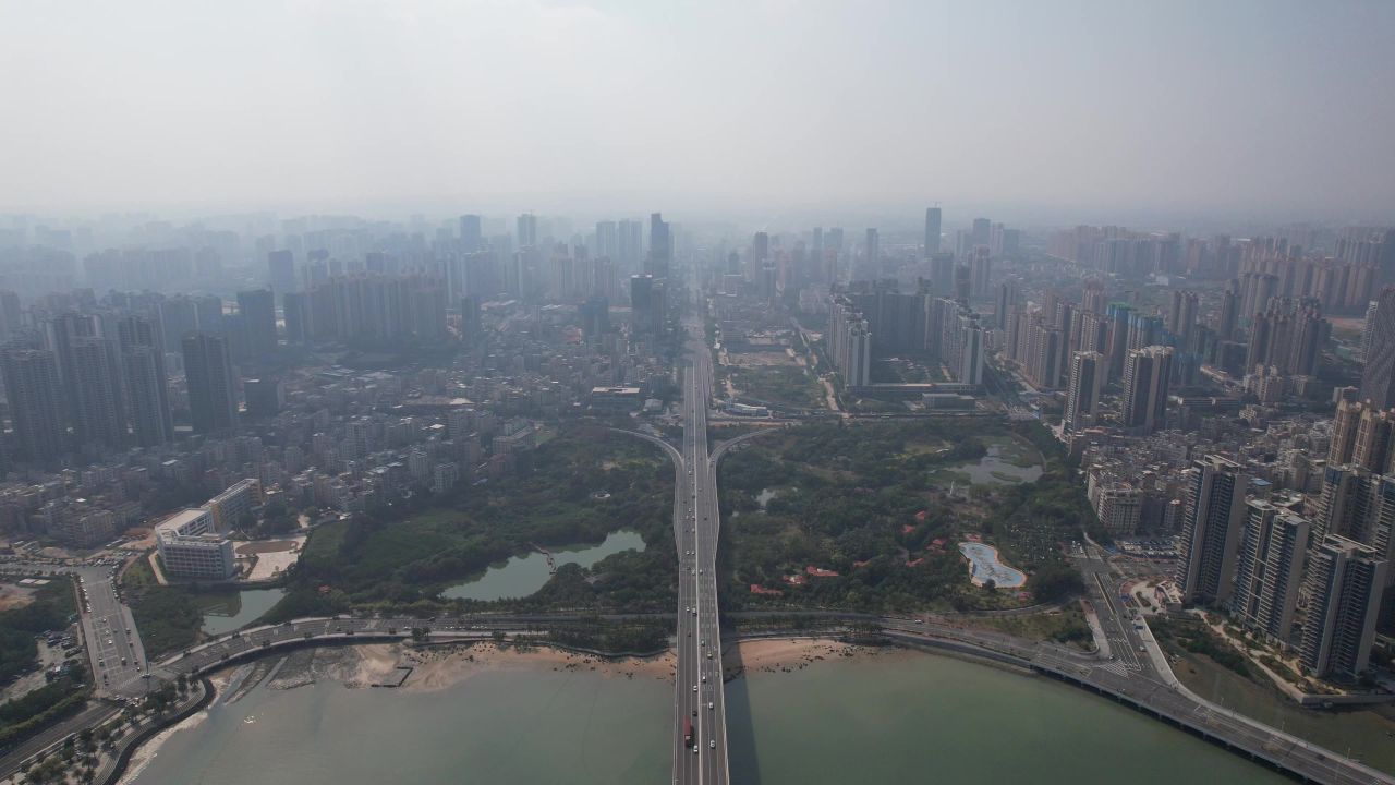 广东湛江城市风光地标建筑航拍 