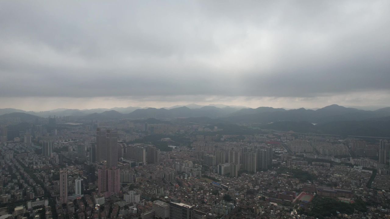 城市极端天气暴雨来袭航拍广东中山  