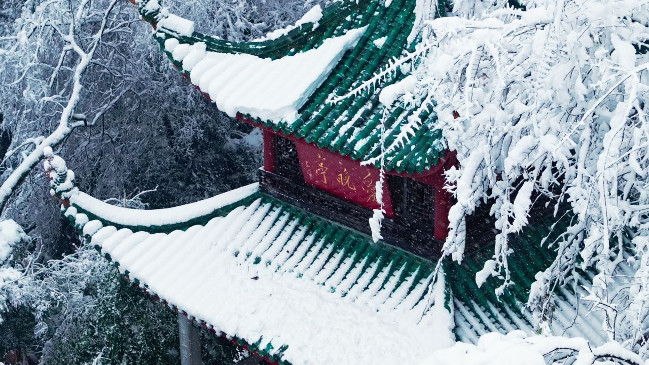 湖南长沙岳麓山爱晚亭雪景航拍 18