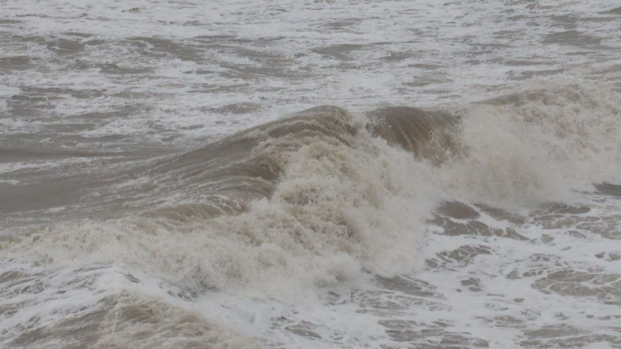 大浪淘沙