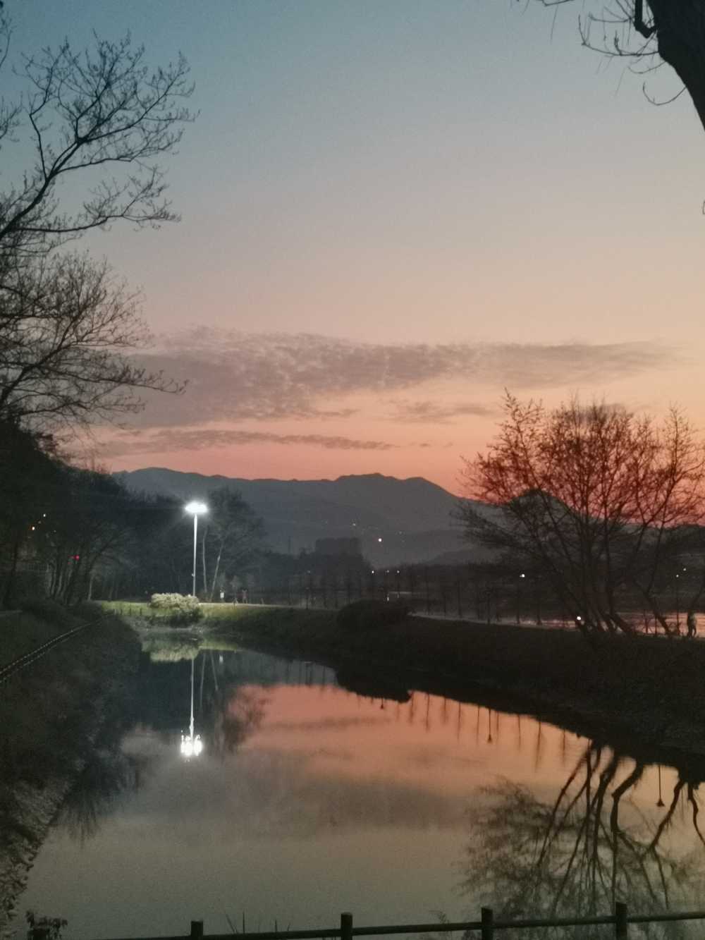 家门口的夕阳