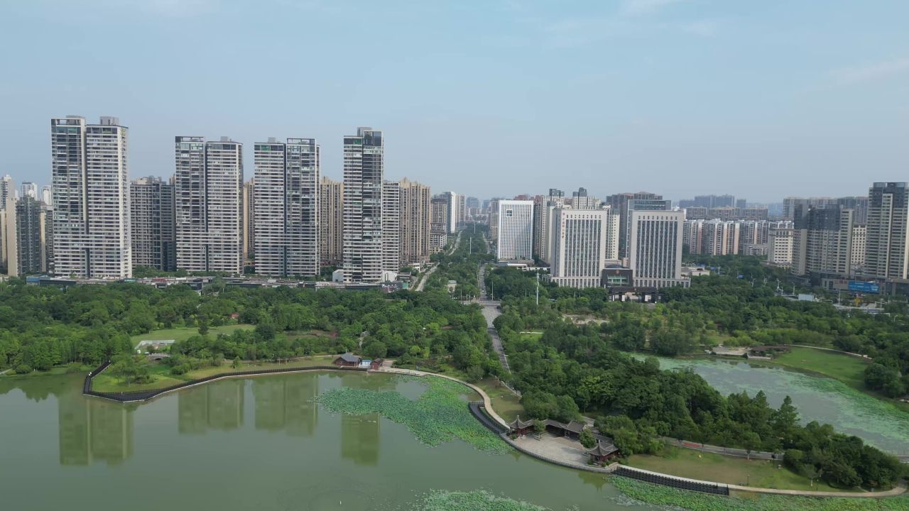 航拍江西赣州中央公园