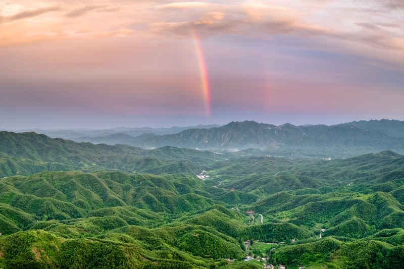 雨后彩虹