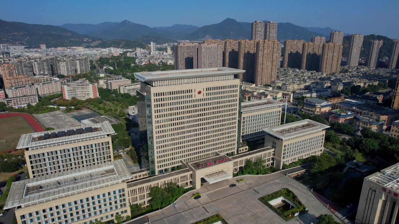 航拍福州闽侯县滨江商务中心 5