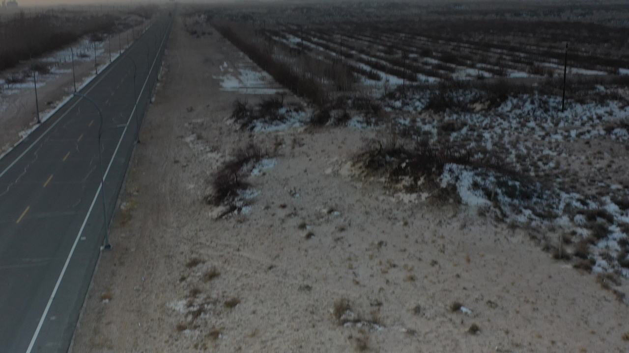 雪地公路之旅