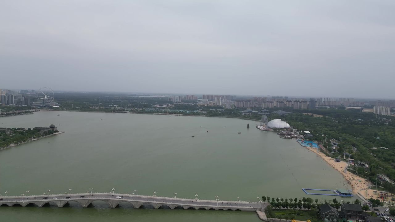  航拍山东聊城东昌湖景区