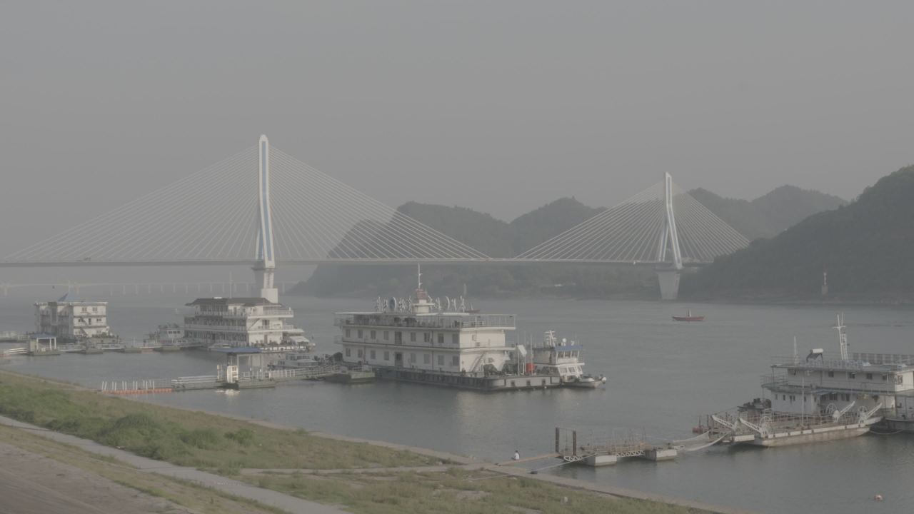 宜昌江边 28