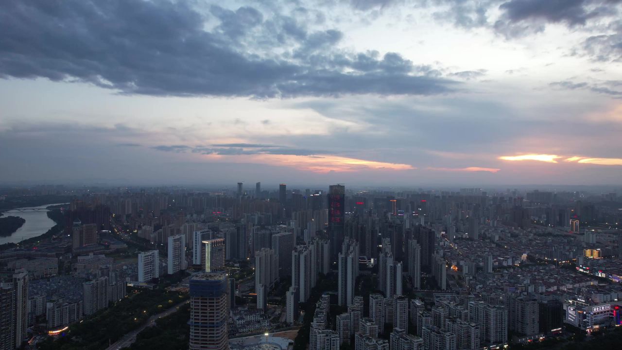 江西赣州城市晚霞夕阳西下夜幕降临航拍 