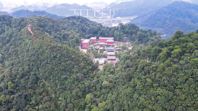 航拍贵州贵阳黔灵山景区弘福寺