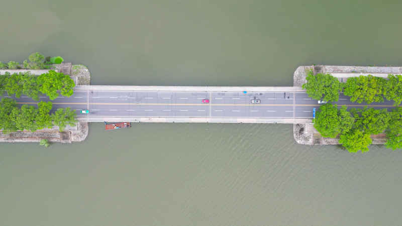航拍湖北黄石城市公园风光 