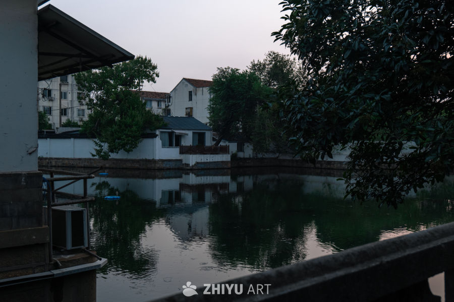 水乡傍晚静谧景