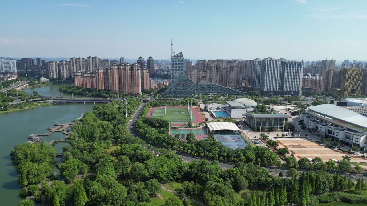 航拍江西新余体育中心