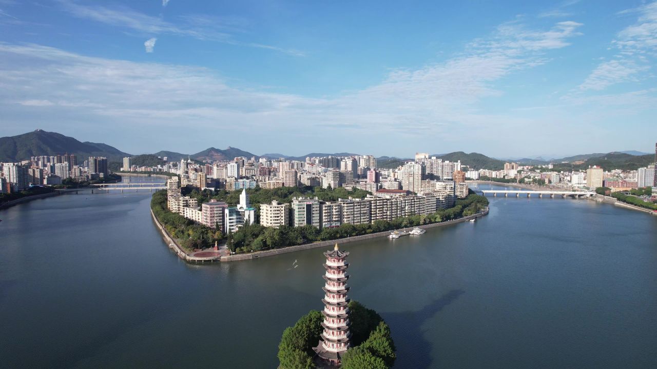 广东韶关城市风光航拍 