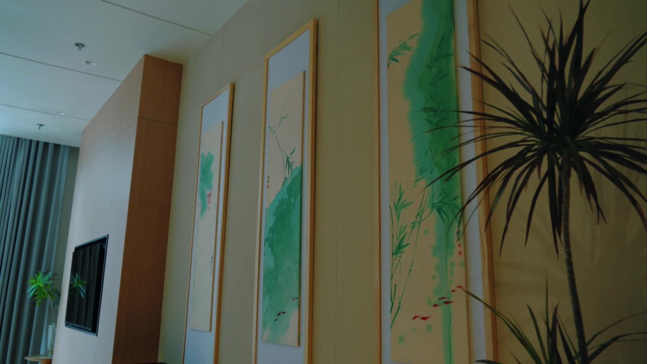 艺术画廊的静谧一角