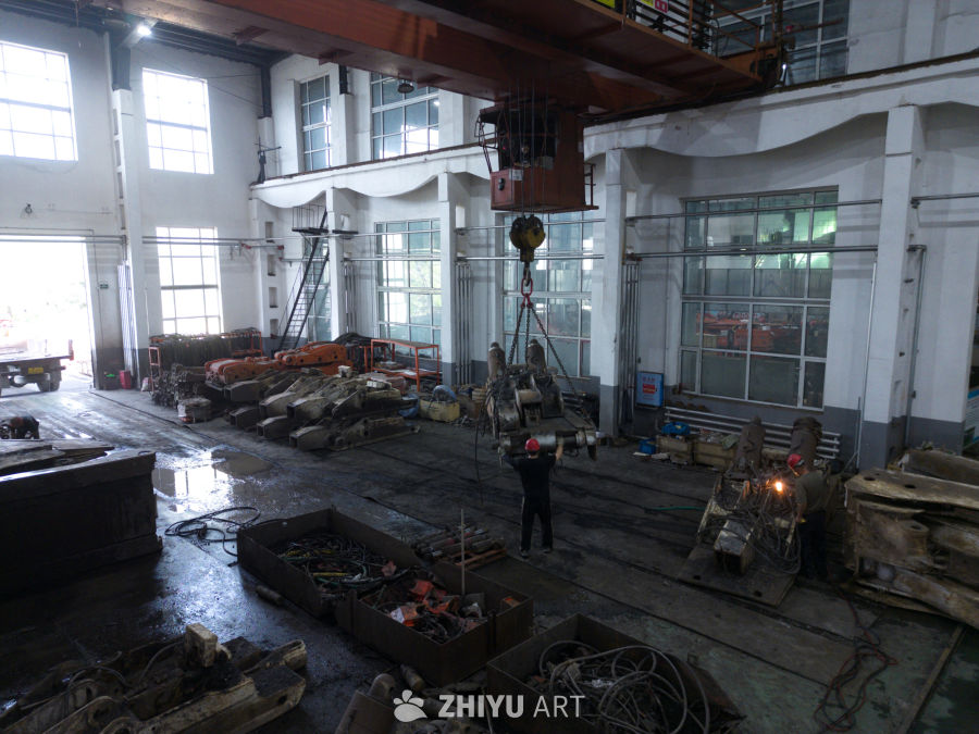 车间里的火花交响