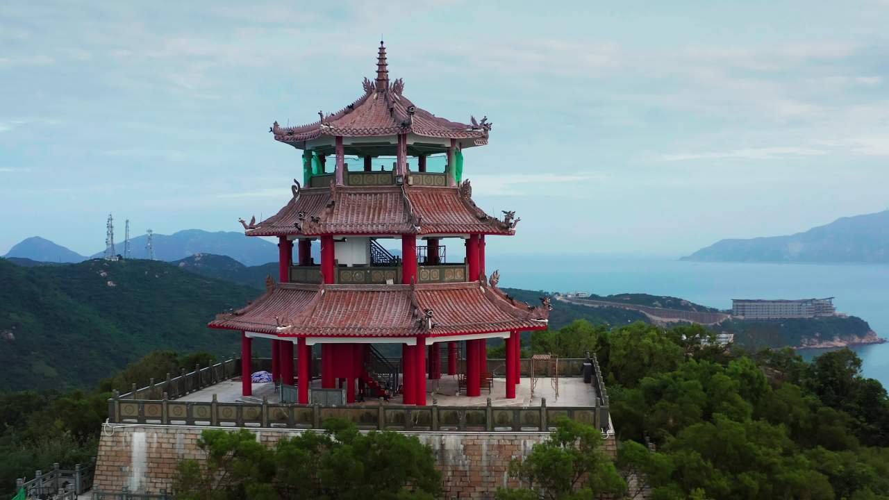 东澳岛蜜月阁航拍空镜头