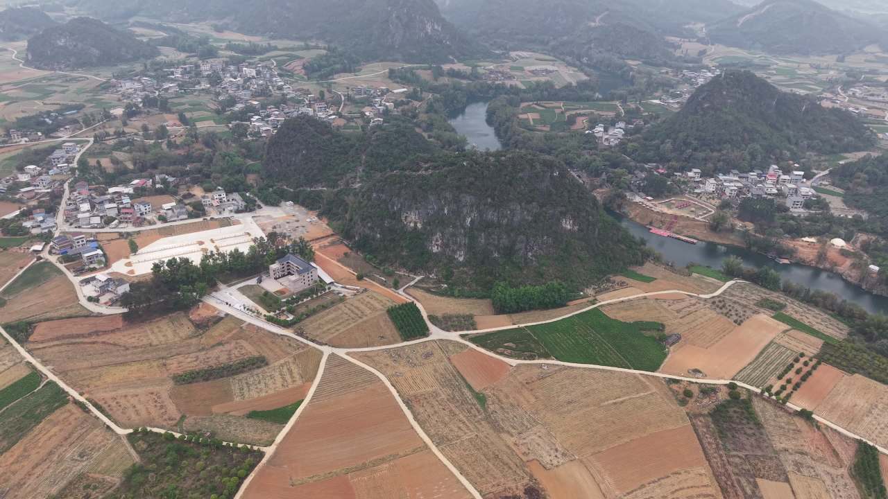 河池 8