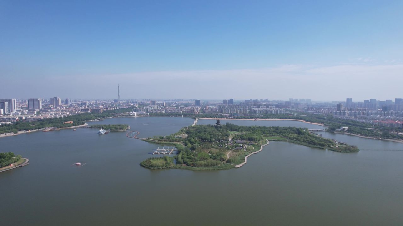  山东东营清风湖风光