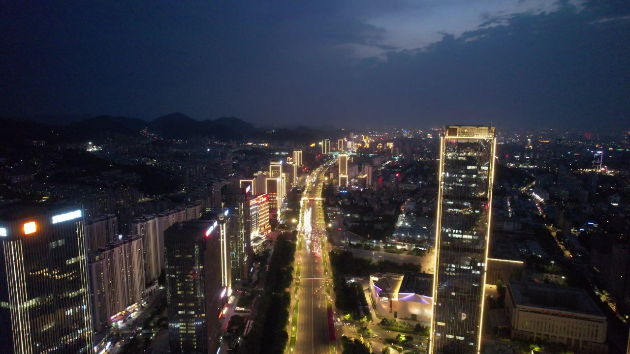 山东城市夜幕降临夜景灯光济南经十路商务中心金融中心航拍 