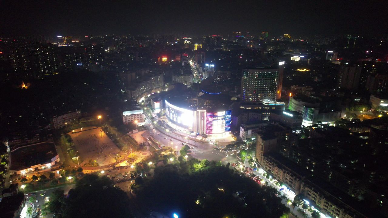 广东阳江百利广场夜景航拍