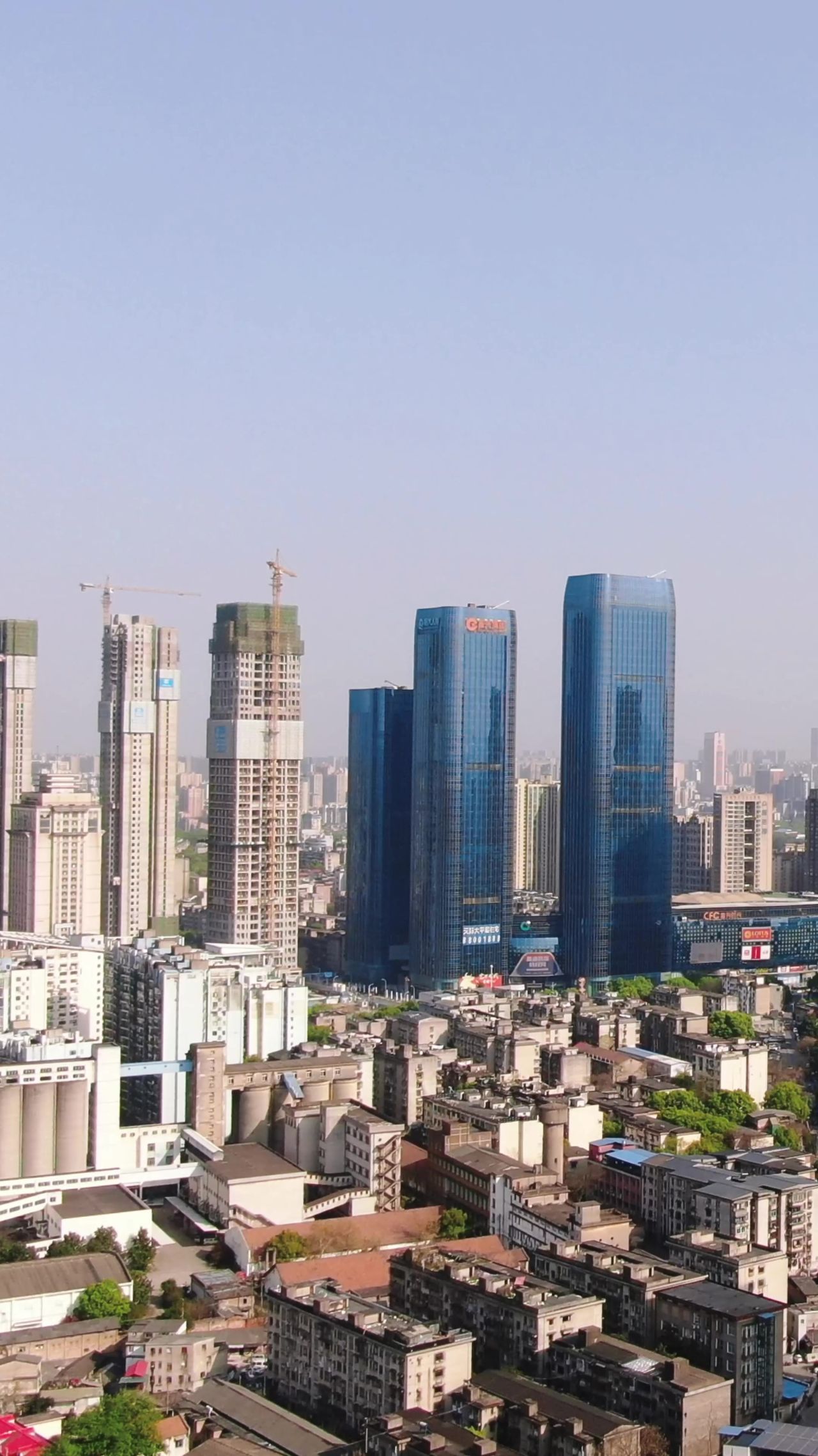 湖南长沙城市风光建筑竖屏航拍