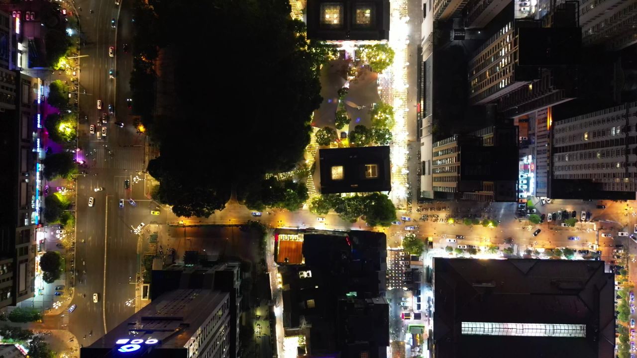航拍云南昆明五华区步行街夜景 