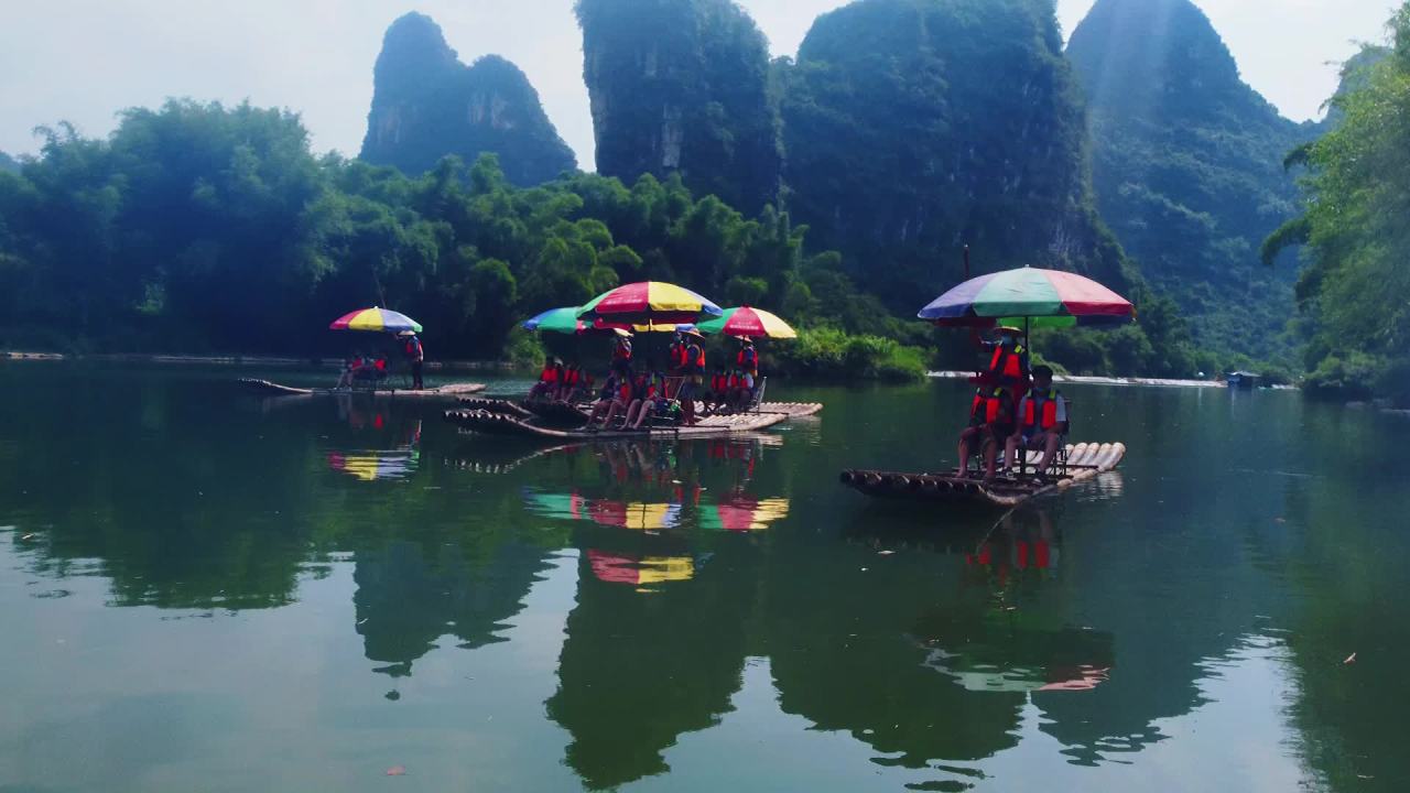 遇龙河竹筏