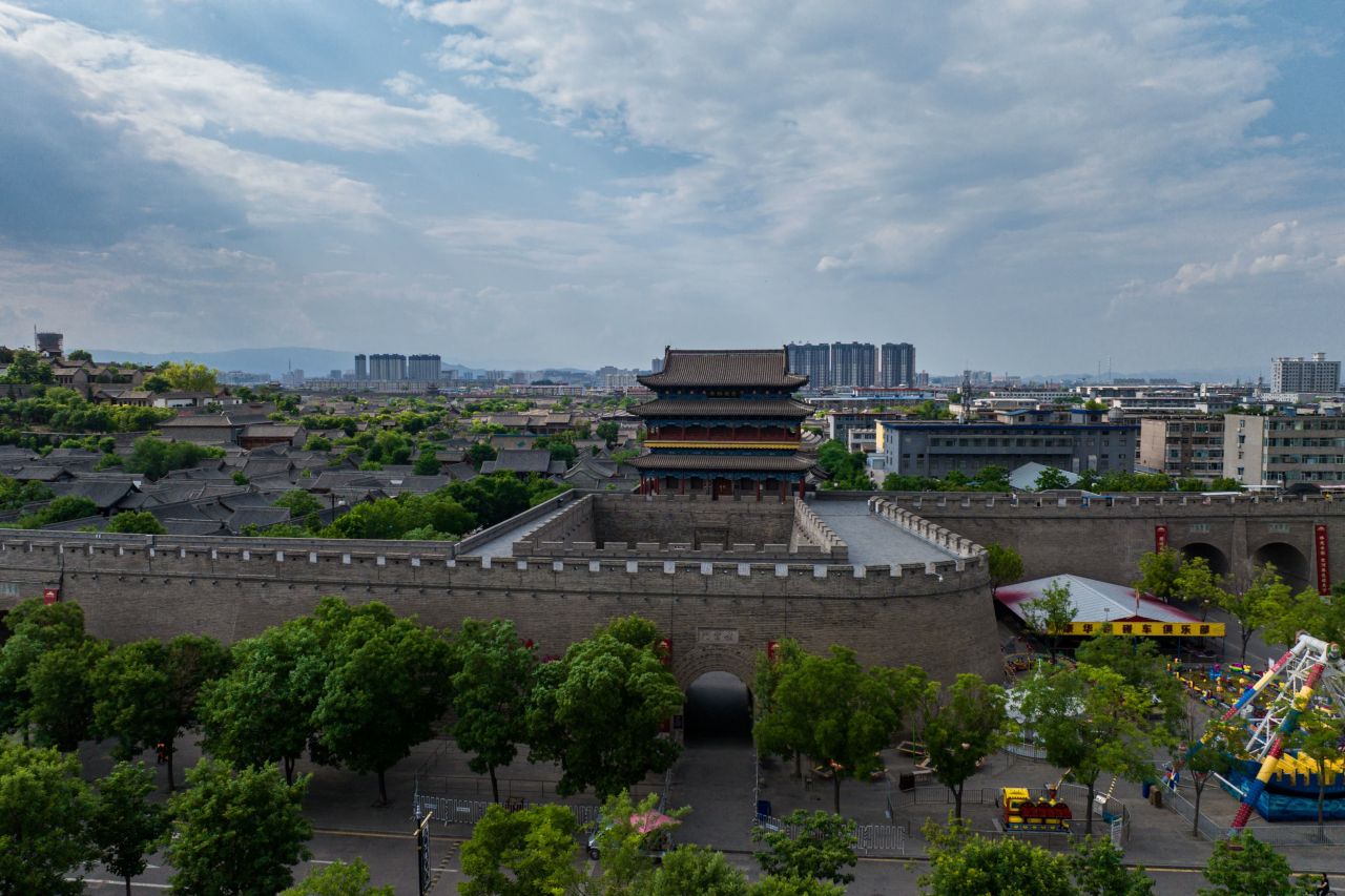 忻州古城南门无人机环绕延时（未稳定）