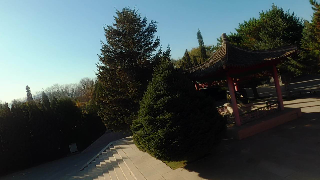 FPV穿越拍摄河北涿鹿三祖堂和碑亭钟鼓亭