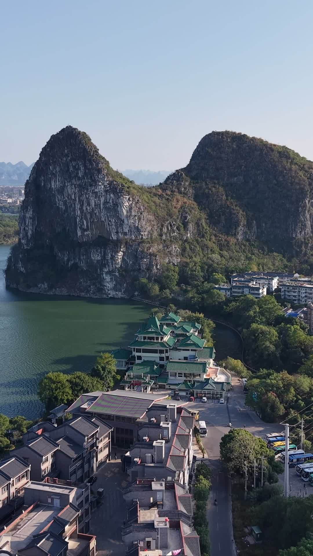 桂林山水与城市交相辉映