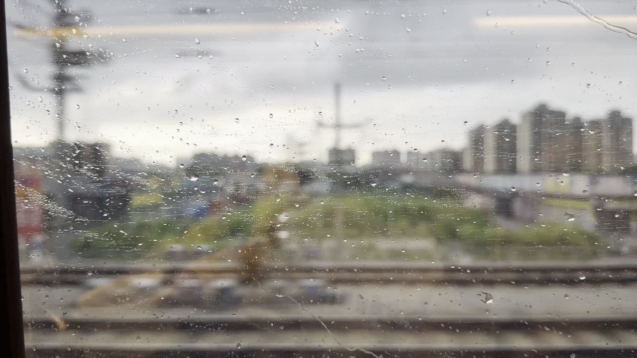 高铁窗外风景
