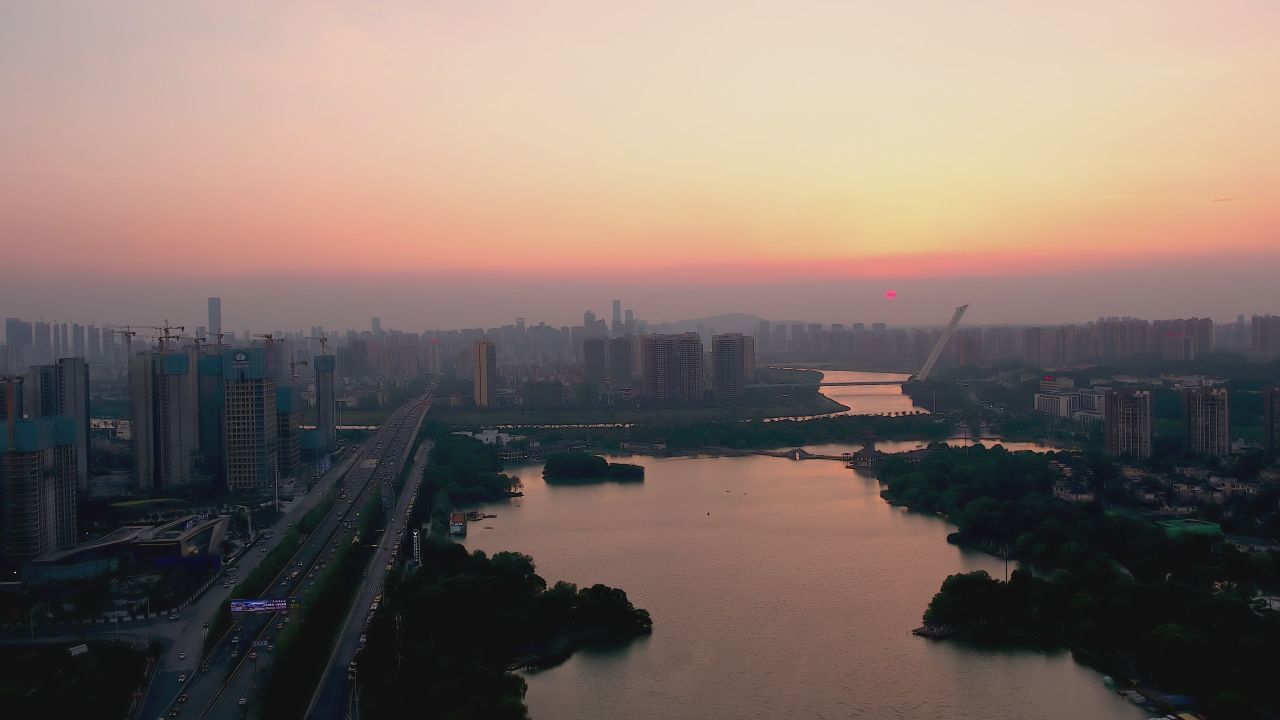 长沙月湖公园城市日落航拍