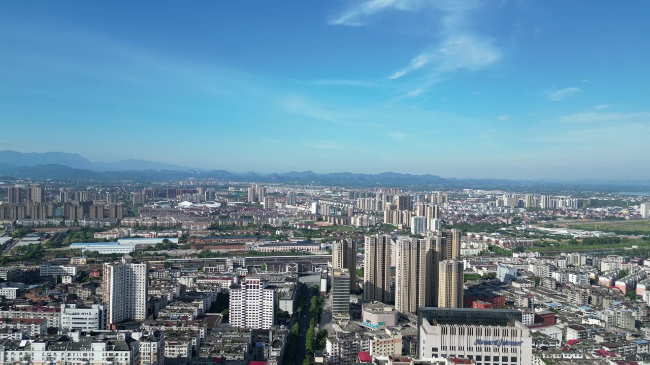 航拍鹰潭大景鹰潭城市天际线