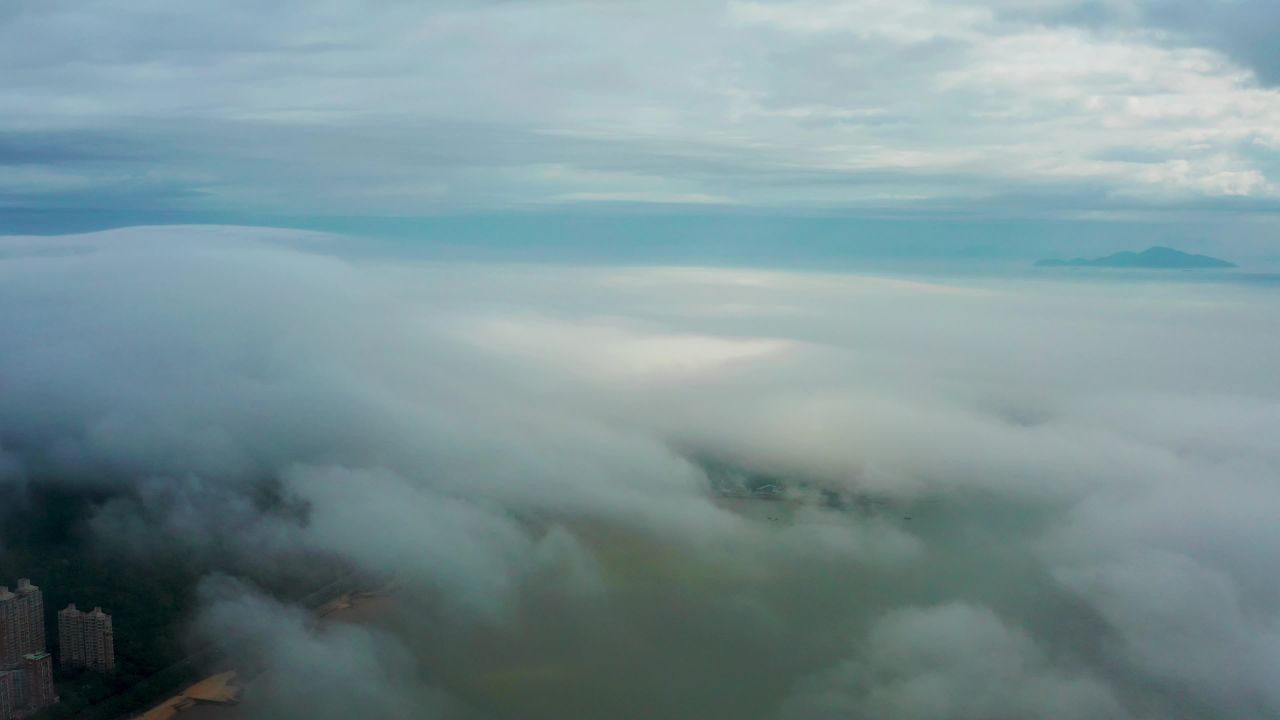 珠海三月空中俯瞰云雾缭绕自然景观七