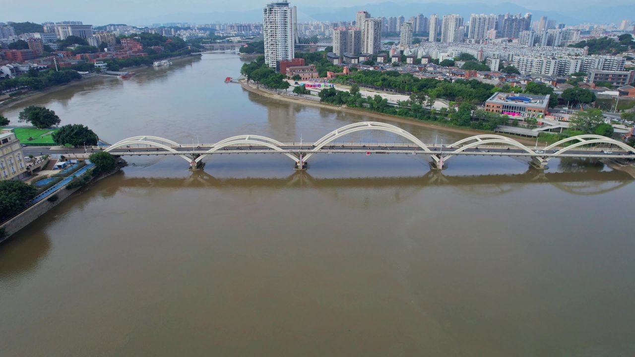 航拍福州解放大桥建筑景观 6