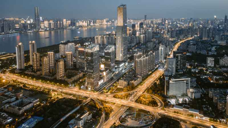 武汉马樱路立交繁华地段