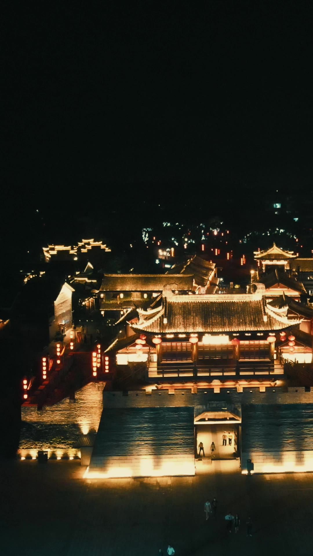 江西赣州江南宋城夜景竖屏航拍