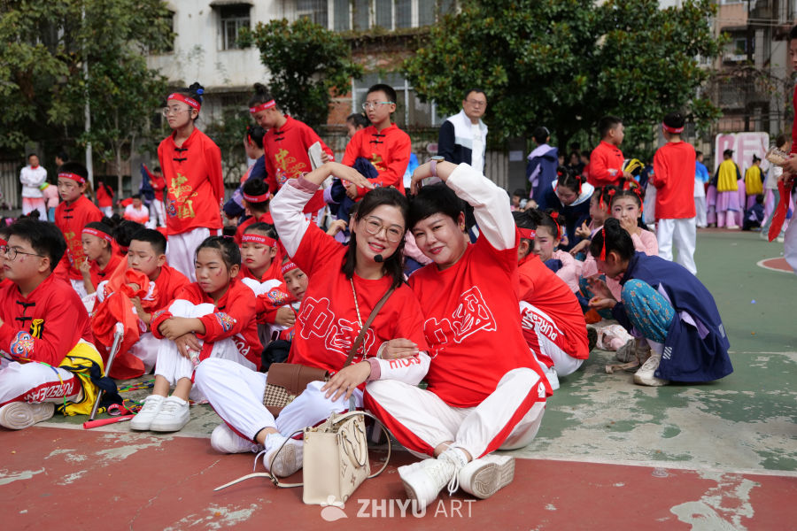 中小学生体育活动展示 168
