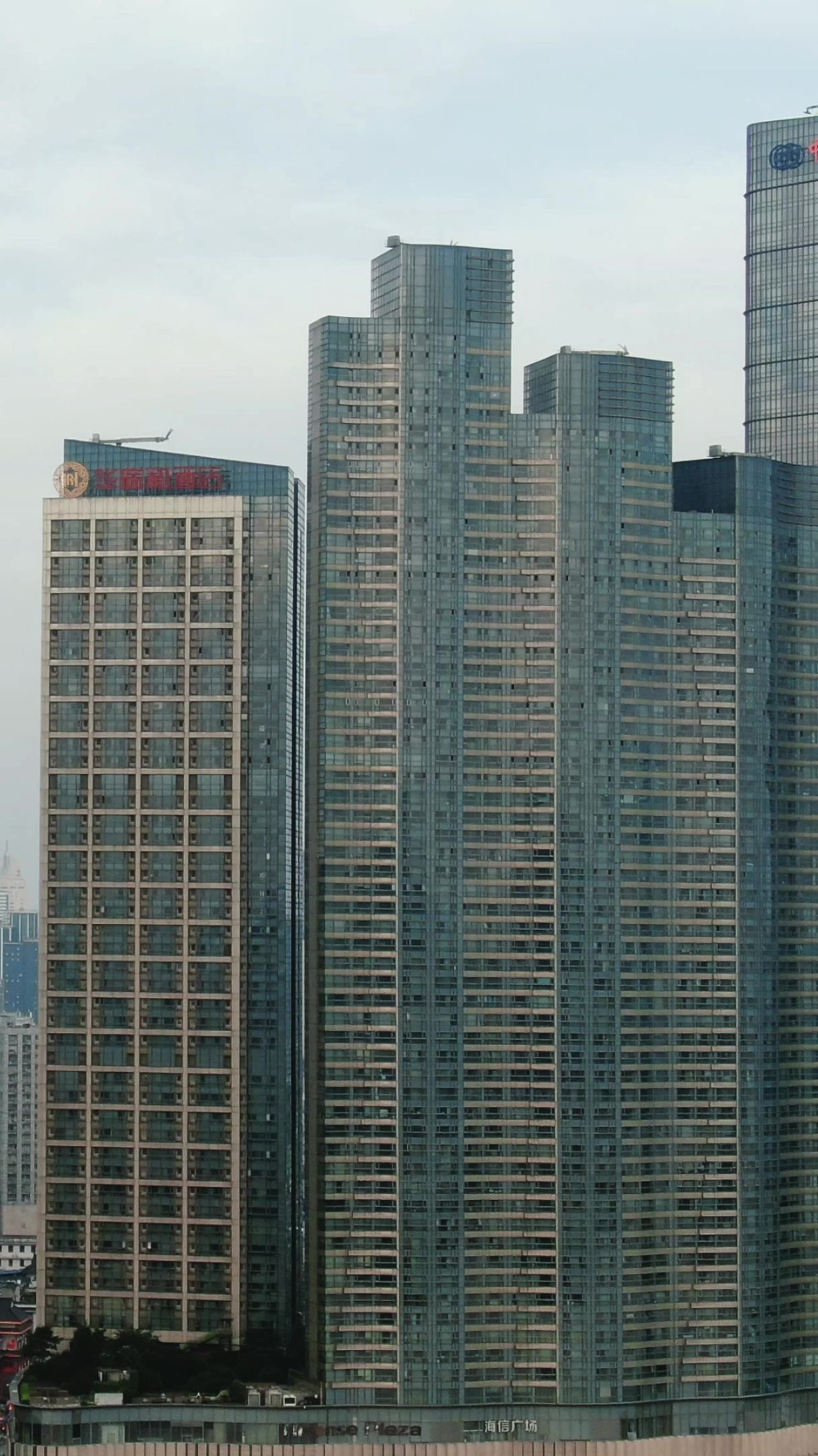 城市航拍湖南长沙CBD竖屏
