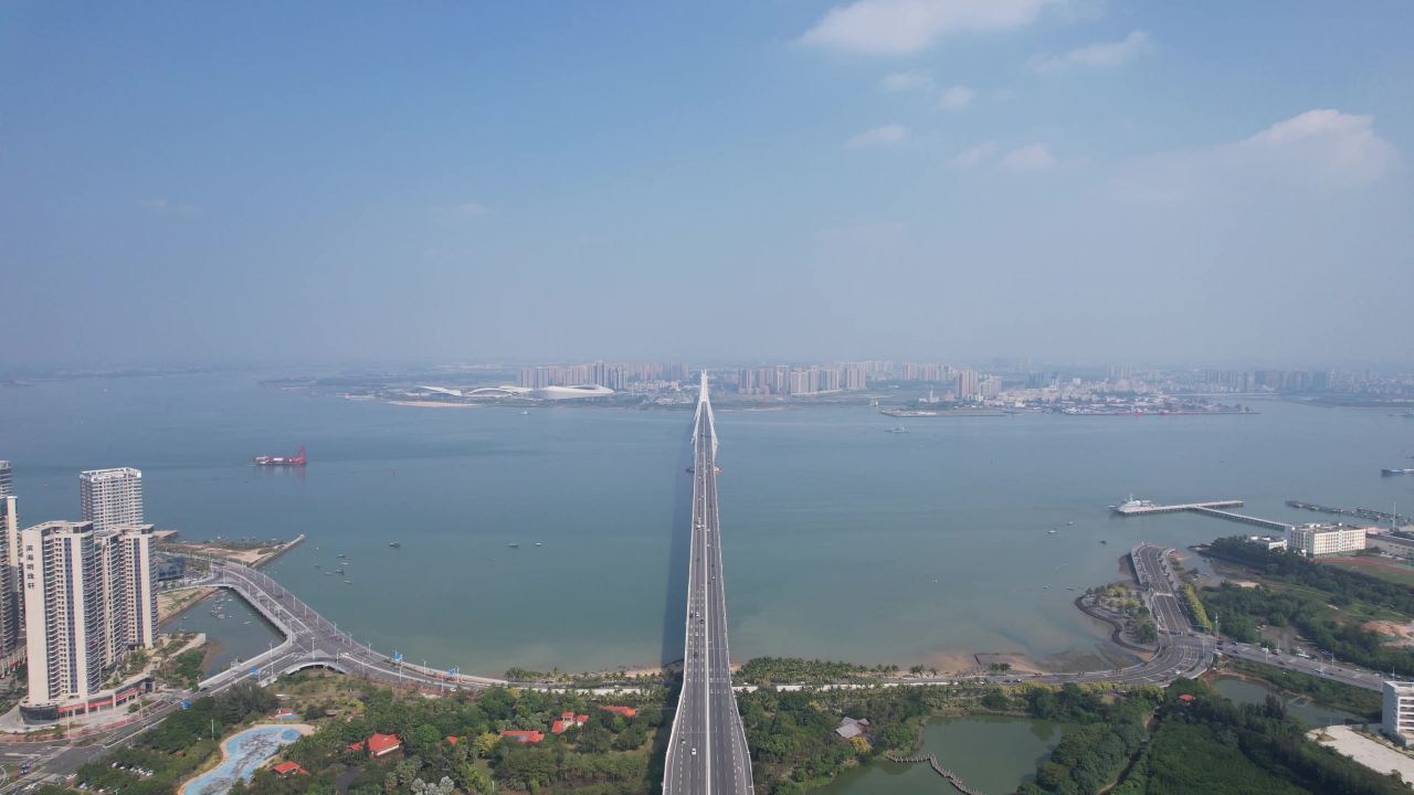 广东湛江湾大桥航拍