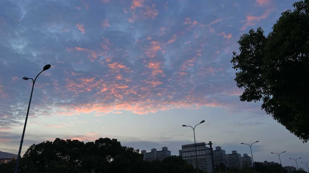 上海 晚霞 火烧云