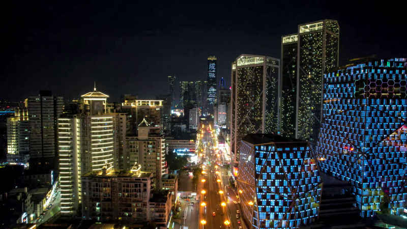 航拍广西柳州龙城路交通夜景  