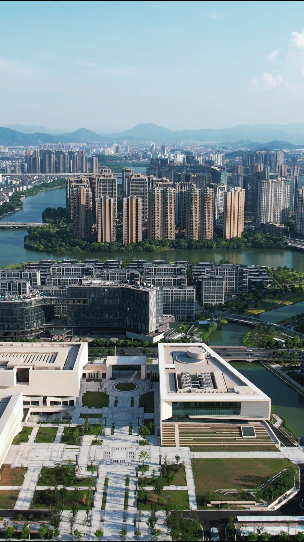 浙江绍兴城市风光地标建筑竖屏航拍 