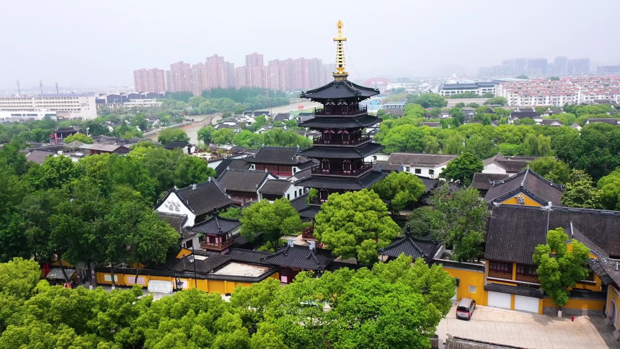 高清航拍苏州寒山寺