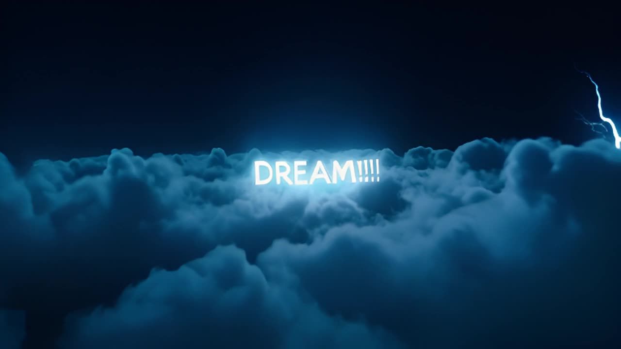 广阔的阴天天空，镜头从地面向上摇摄，捕捉整个天空。