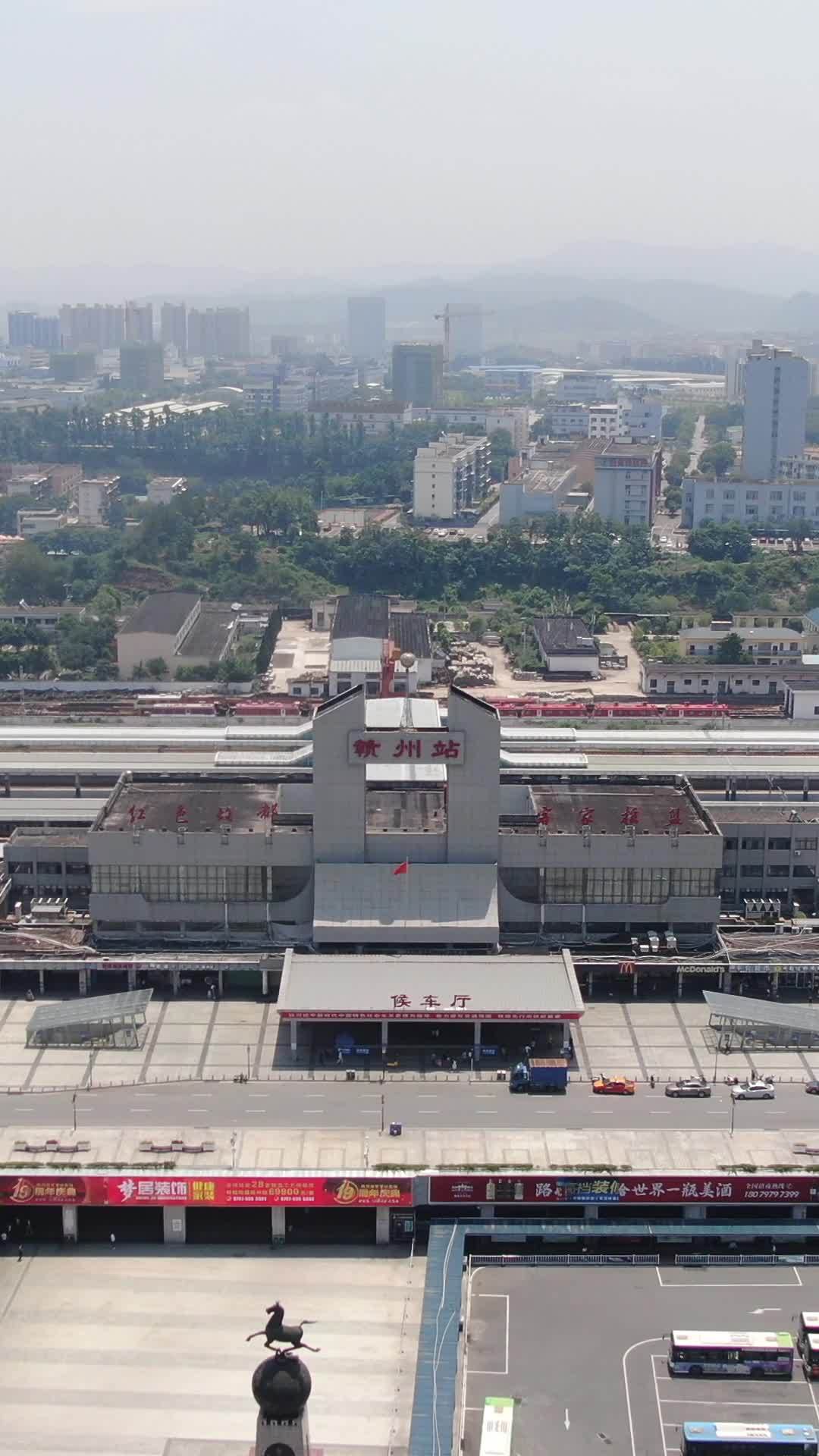 赣州火车站全景