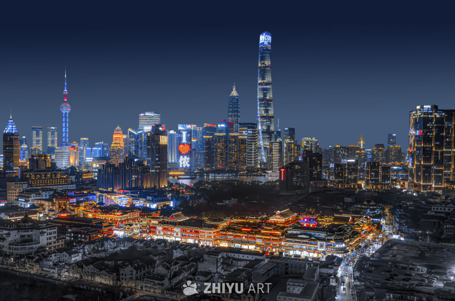 灯火辉煌的城市夜景