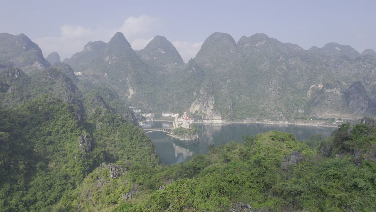 航拍兴义万峰林 3